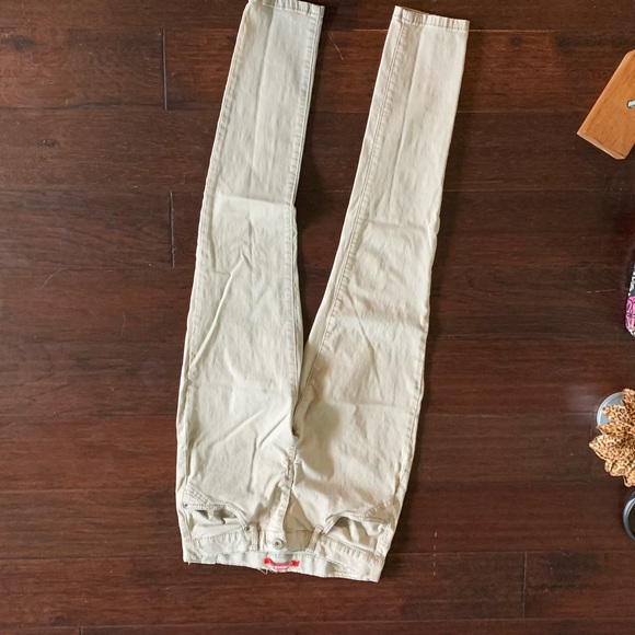 🦋 3/$20 Cute Skinny Light Tan Pants - Picture 2 of 4